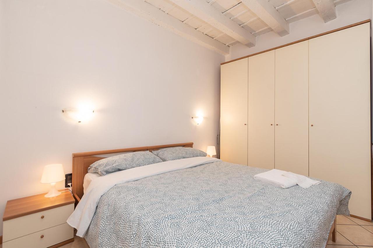 Appartamento Bilocale 1 Piazza Vittoria - Affitti Brevi Italia Brescia Esterno foto