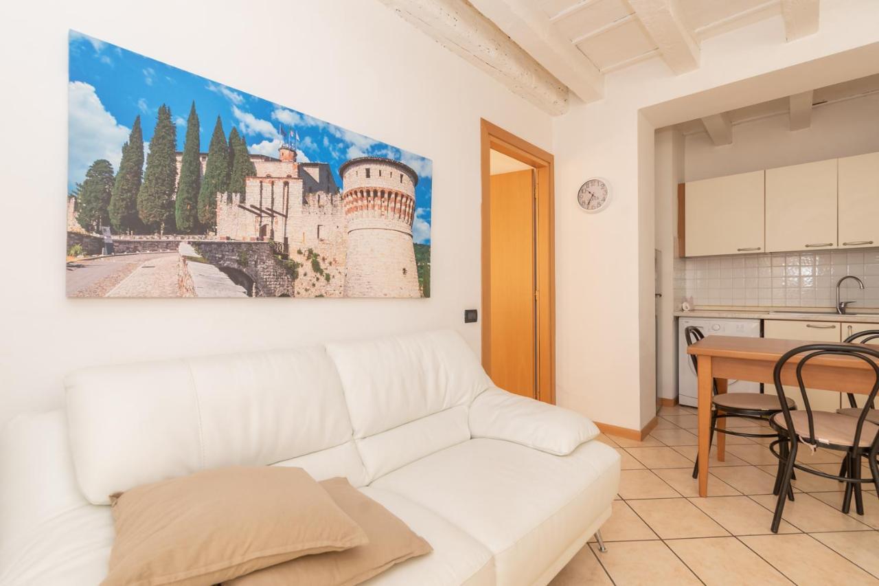 Appartamento Bilocale 1 Piazza Vittoria - Affitti Brevi Italia Brescia Esterno foto